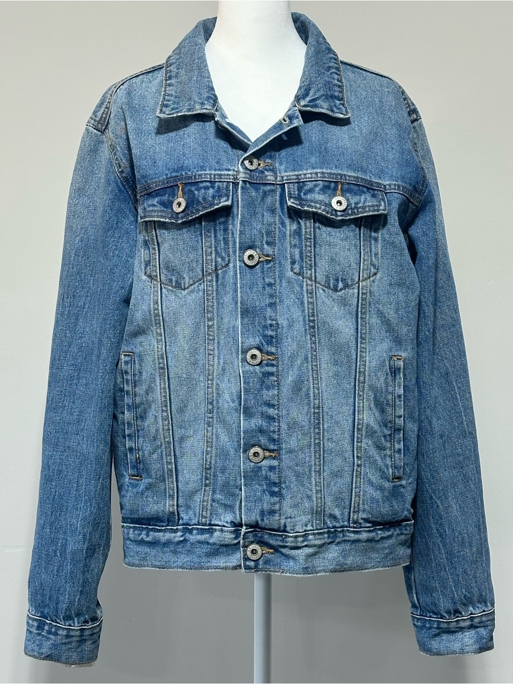 Goodfellow & Co Men’s Denim Trucker Jacket Medium Faded Blue 100% Cotton